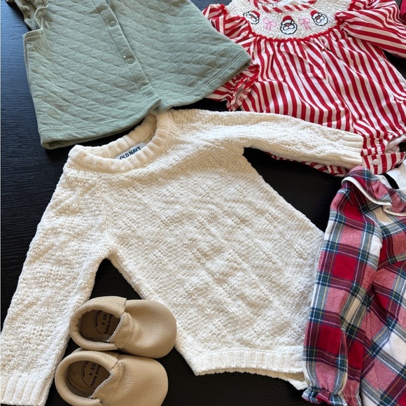 Baby Girl Christmas’s & Holiday Clothes - Picture 3 of 7